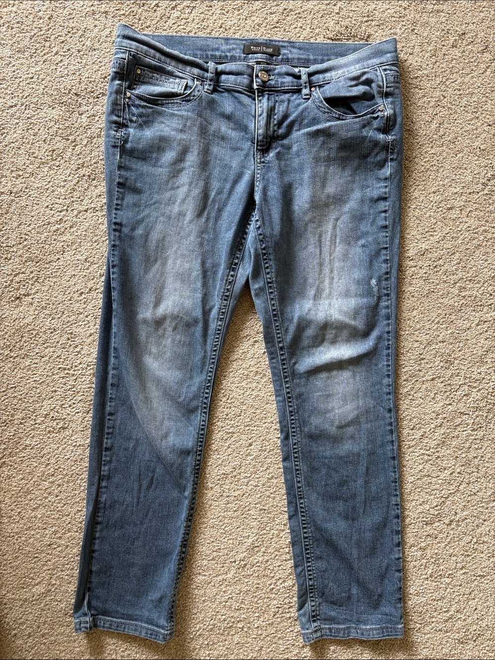 White House Black Market Women's Faded Blue Skinny Jeans